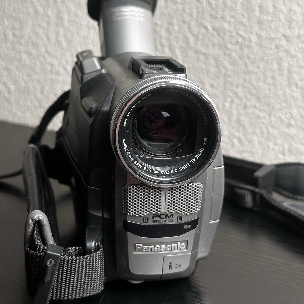 Panasonic PV-DV910 Camera Only W Battery