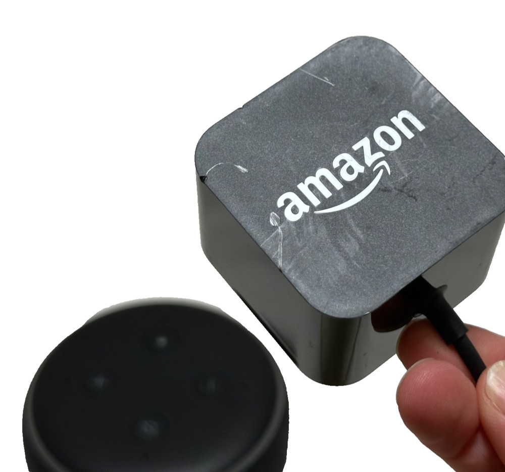 Amazon echo dot smart speaker and home assistant