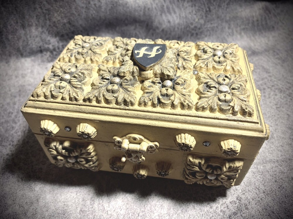 Hufflepuff Jewel