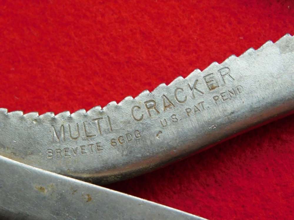 VINTAGE KITCHEN 6" LONG MOULI USA MULTI CRACKER NUT CRACKER