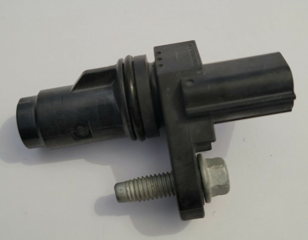 OEM Engine Crankshaft Position Sensor - 12588992