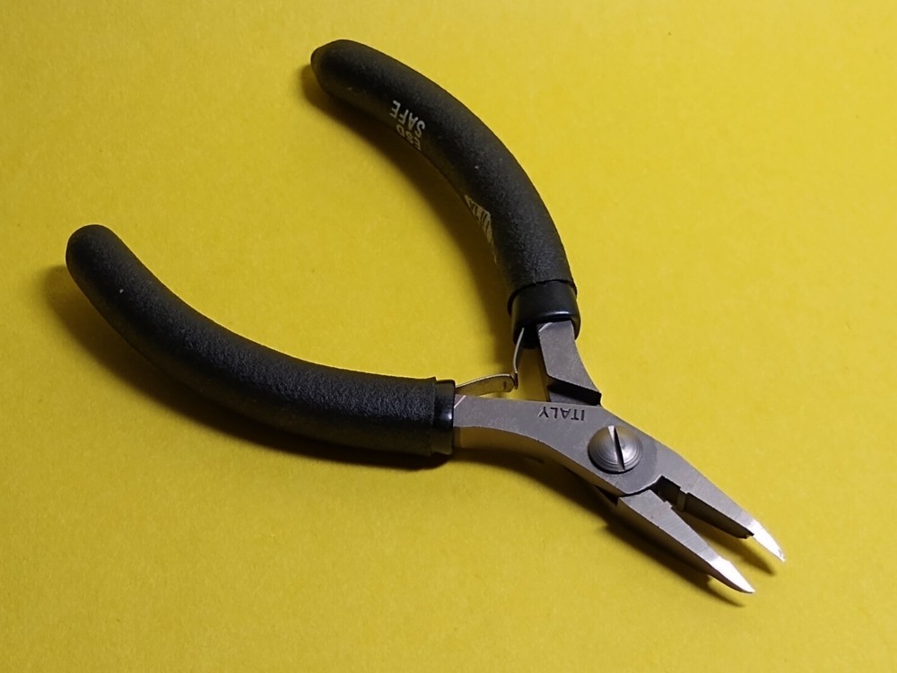 EXCELTA OPTIMA 570E Flush Cutting 5" Pliers ESD Safe with Box