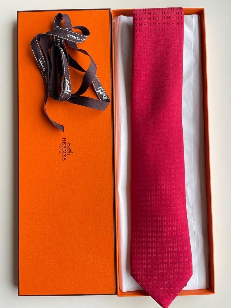 Hermes Red H Pattern Tie with Box & Ribbon