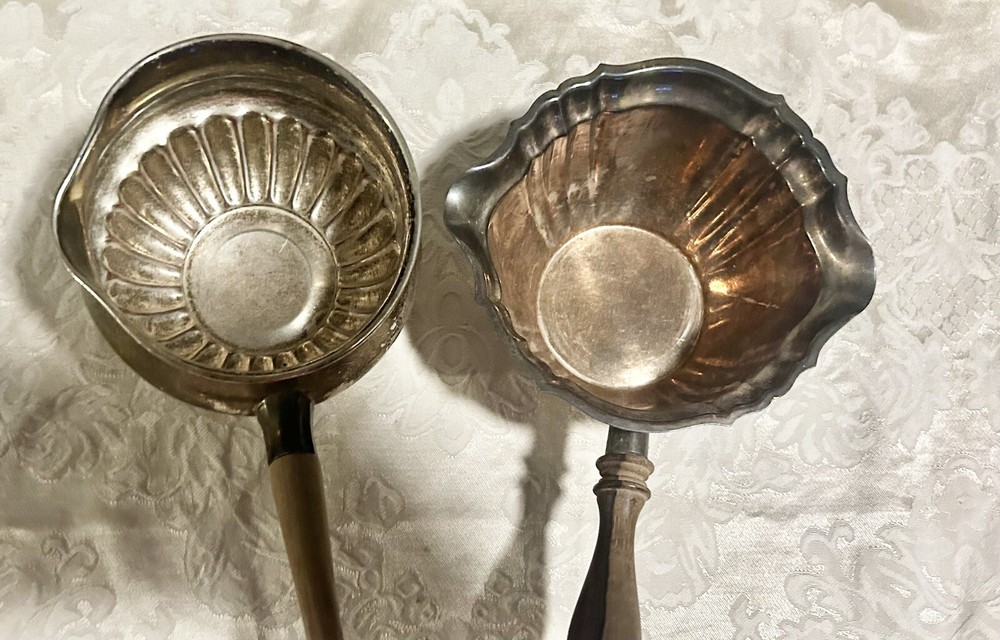 2 Silver Plated Sauce Bowl Pourer with Wood Handle Lot 2PC