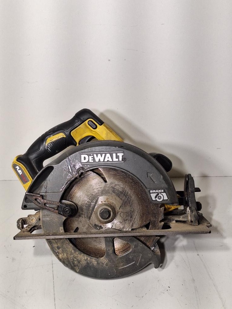 DEWALT DCS575 (P15024423)