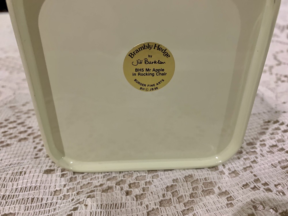 Brambly Hedge Metal Tin Canister-empty