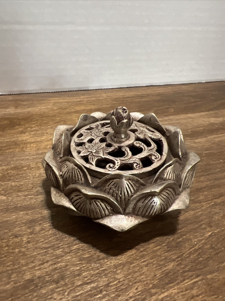 Lotus Blossom Metal Burner