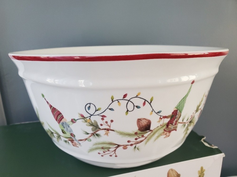 Pottery Barn Forest Gnome Three Mixing Bowls Nesting 3 pc Set with Original Box