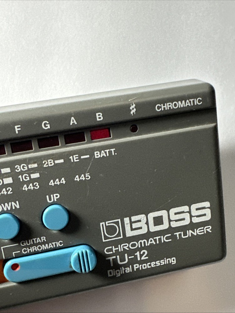 Boss Chromatic Tuner TU-12 Digital Processing Multi Instrument Tuner