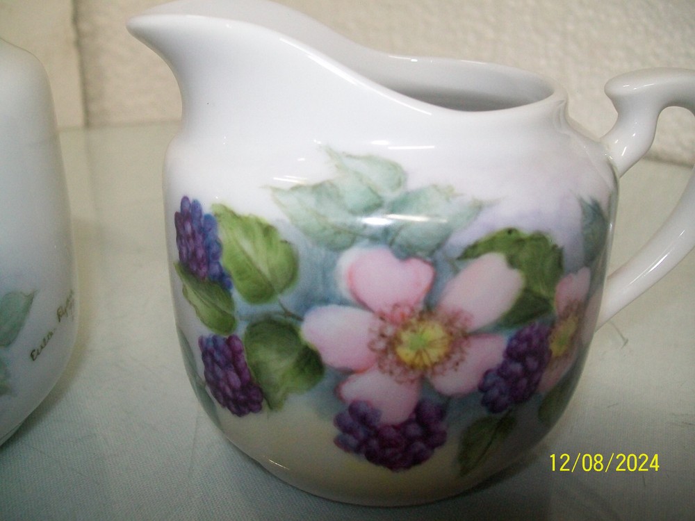 Berries and Blooms Creamer and Sugar