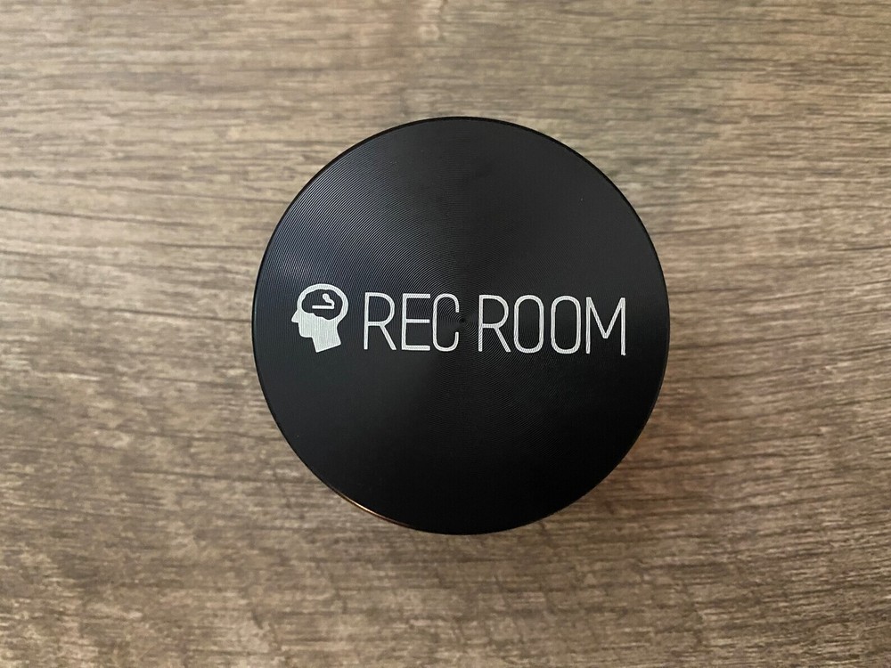 Black Herb Grinder 2.5 Inch 4 Piece with Mini Scraper