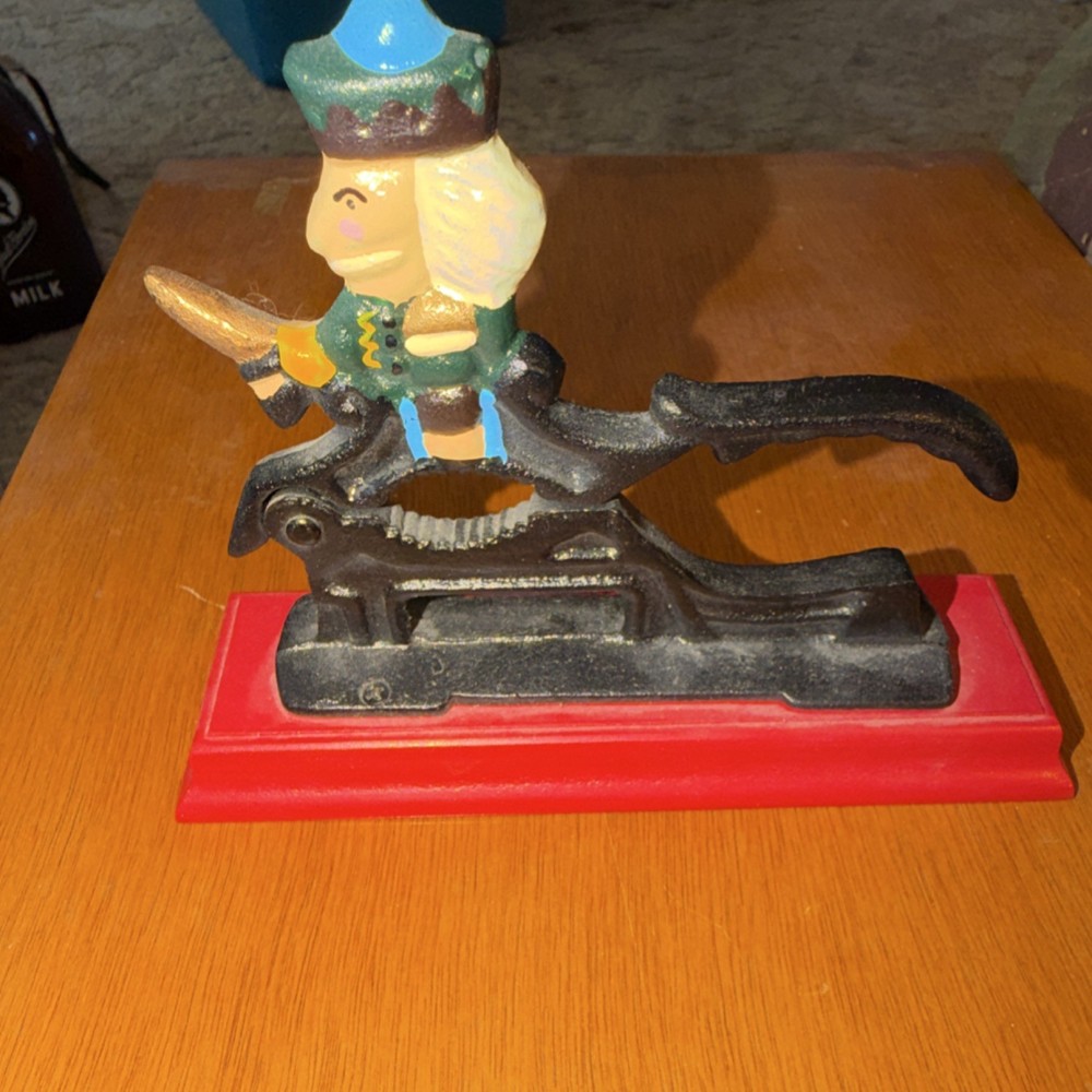 Cast Iron Nutcracker Figurine Decorative Christmas Multicolor Red Base