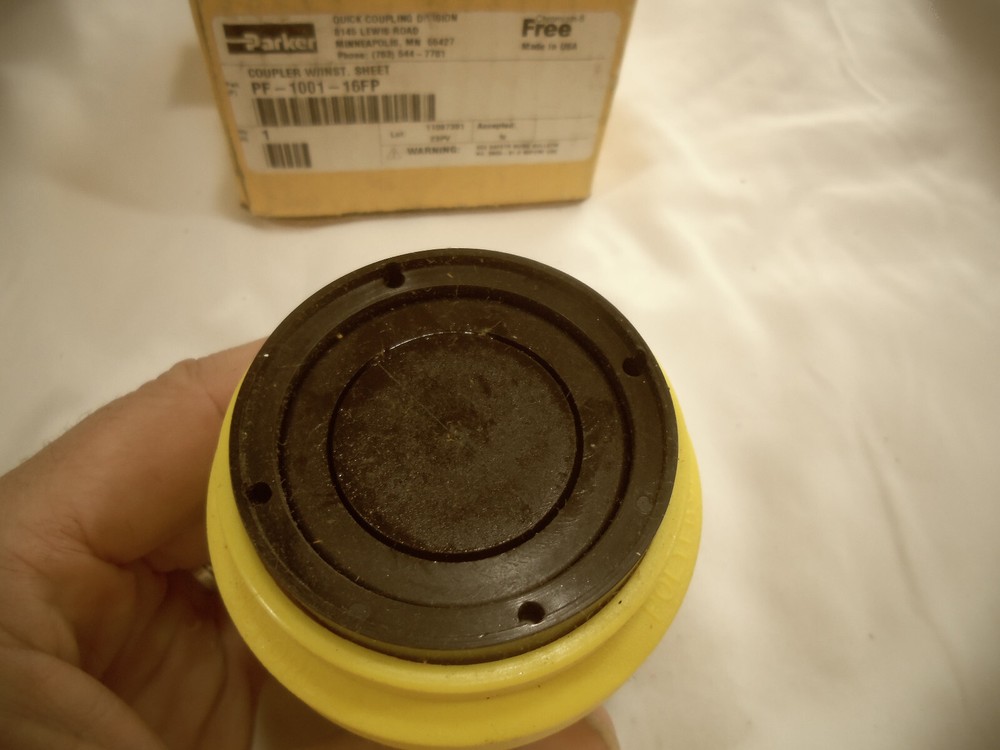 New PARKER PF-1001-16FP COUPLER #42