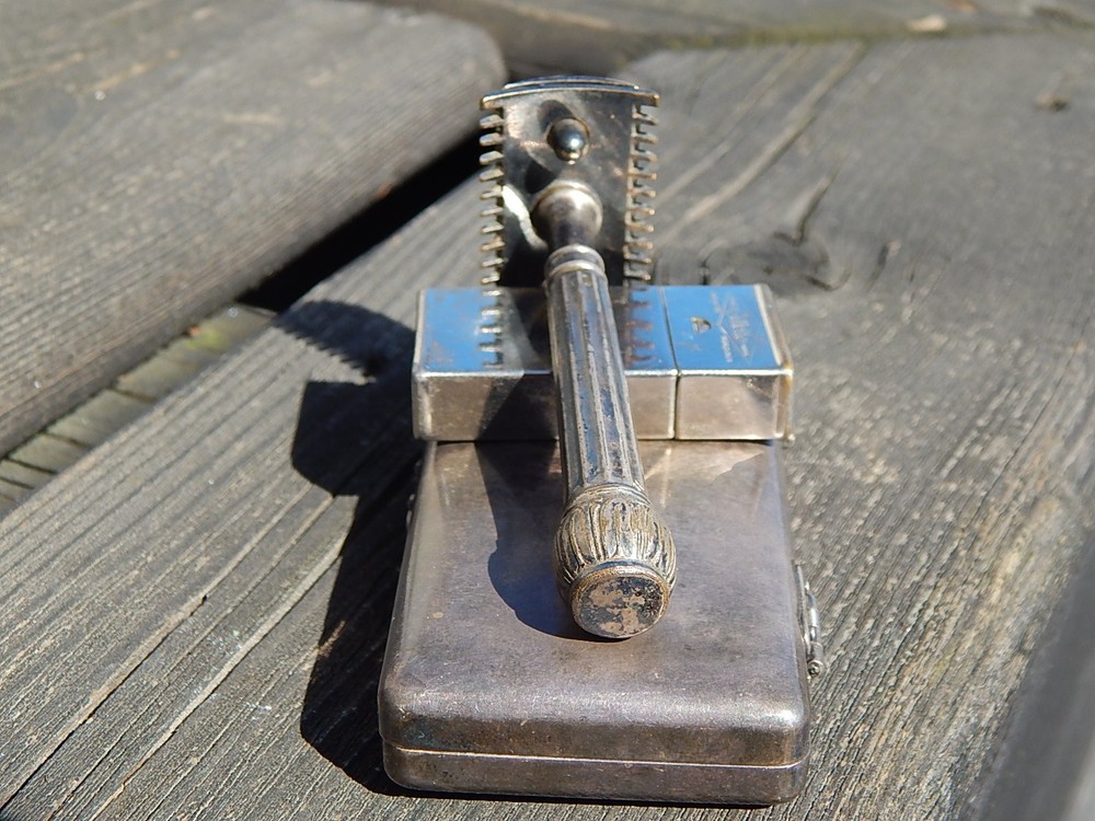 Vintage Gillette ABC pocket set