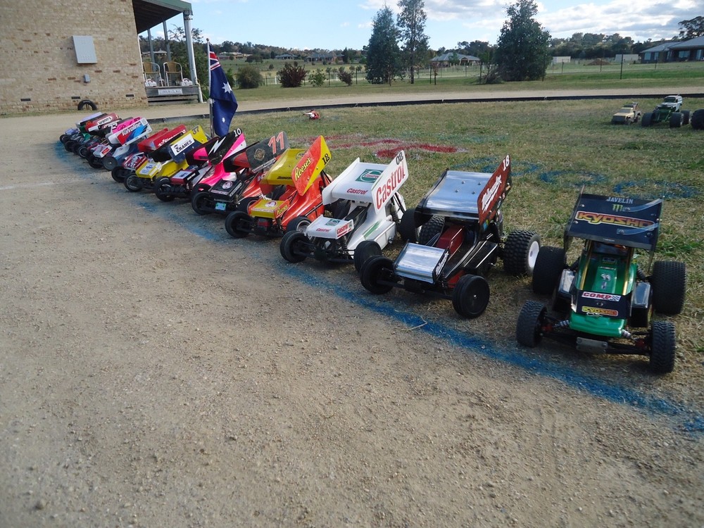 VINTAGE V1 SPRINT CAR BODY