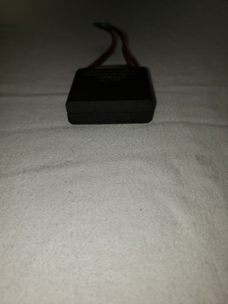 Carbone AC124 Tamped Multi-Section Carbon Brush for Motor New
