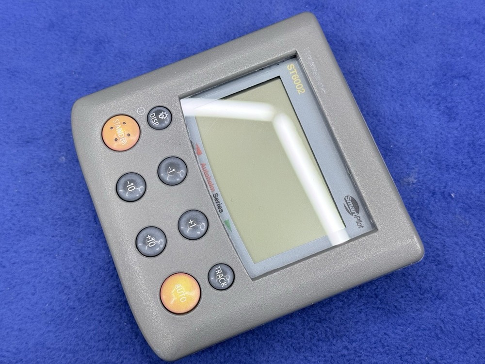 Raymarine ST6002 FLUSH MOUNT Auto Pilot Control Head Display - NEW LCD SCREEN!