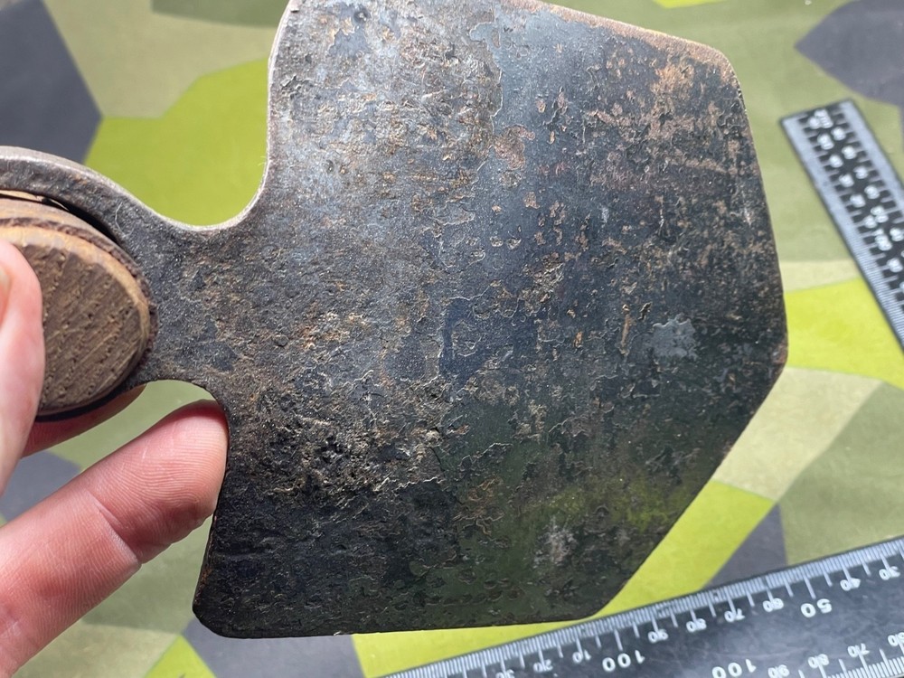 WW1 British Army Entrenching Tool - 1917 Dated - Untouched Original
