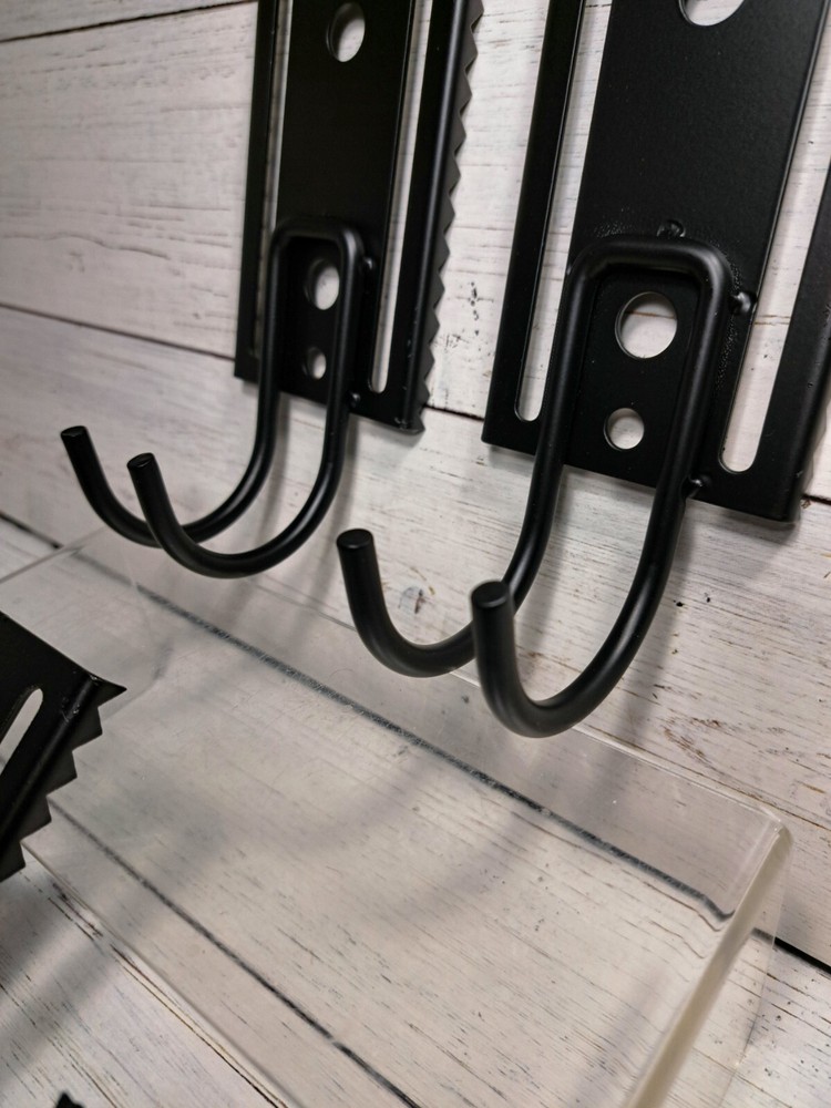 Tree Stand Gear Hanger with 3 Strong and Durable Double Tree Hooks And Tie Down