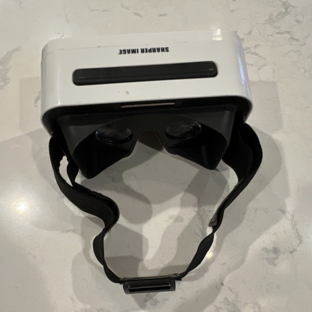 Sharper Image Smartphone VR Headset Flip-up Sharper Image VR Model White Black