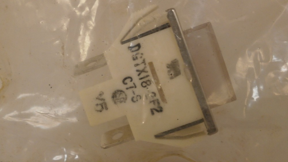 CARRIER PILOT LIGHT HY 19MM 020 *NEW/SEALED PACKAGE*