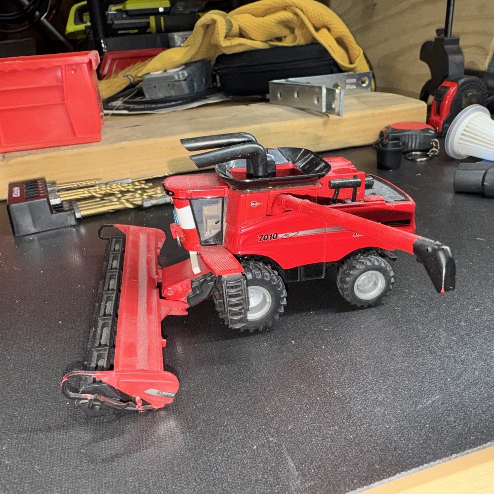 ERTL 1/64 diecast Case IH Axial-Flow 7010 tractor