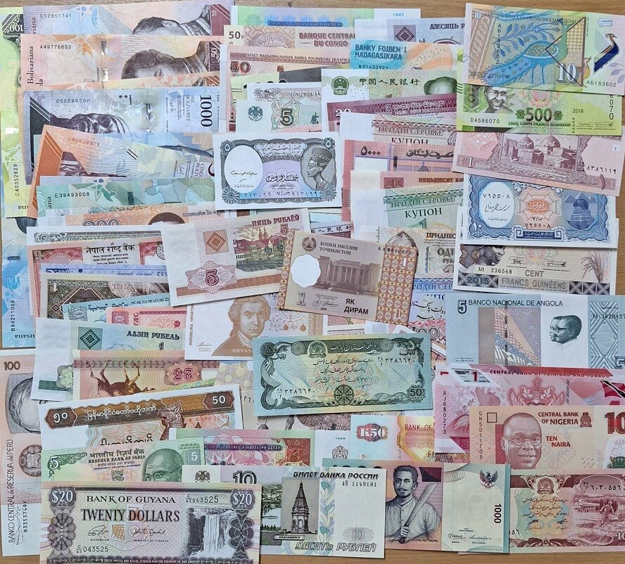 World Banknotes Lot Set 82 Pcs different notes All UNC