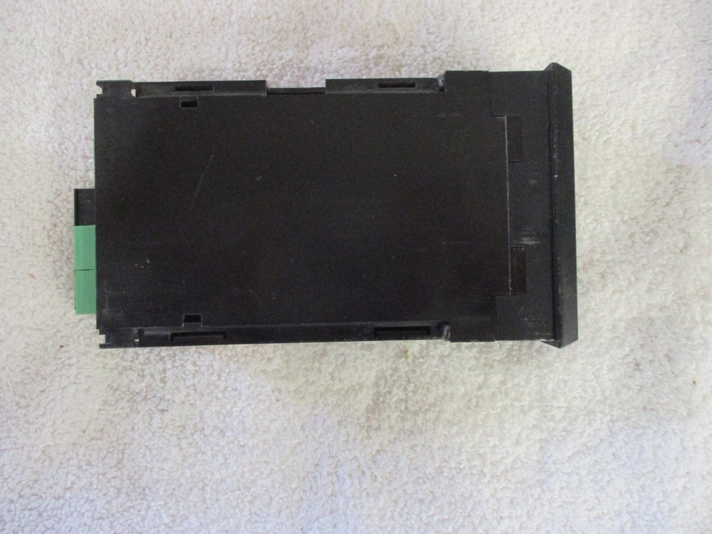 Red Lion Controls Totalizer Thermocouple Meter IMT00002