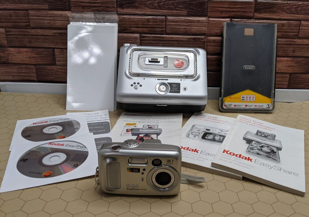 Kodak EasyShare Printer Dock & Camera Bundle Untested w/ Manual Software & Paper