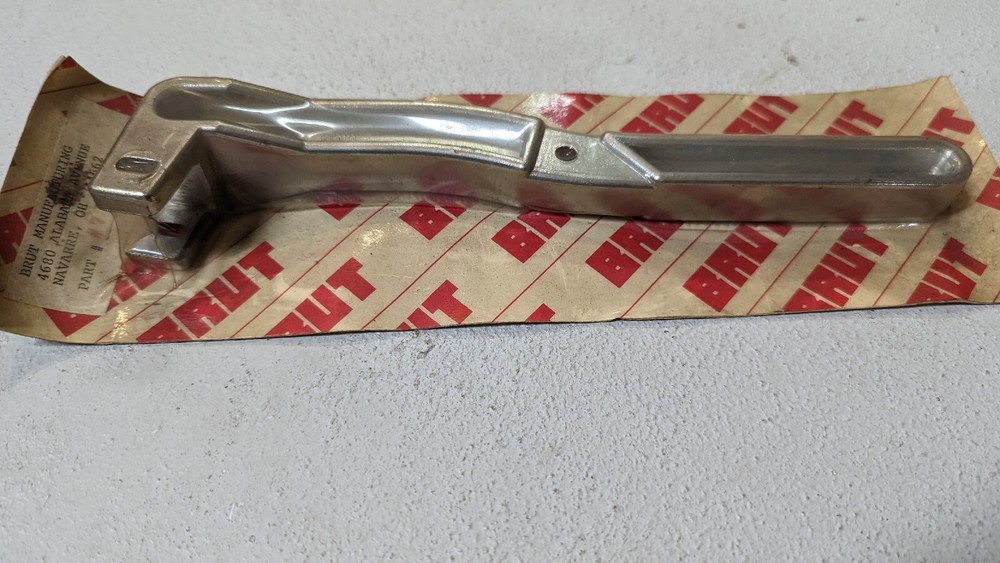 New Old Stock Brut Squeezer Lever # 71400 Sandblasting