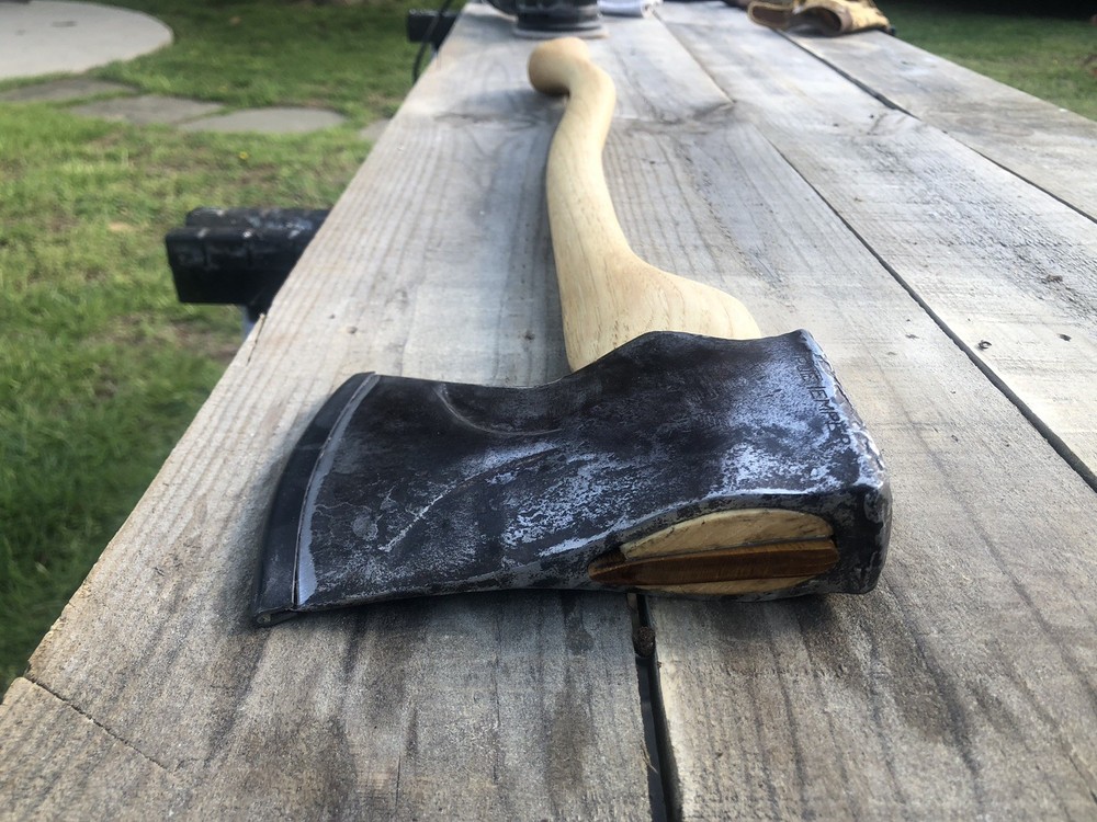 True Temper / WC Kelly Perfect 3lb NewJersey Pattern Axe / Whiskey RiverHandle
