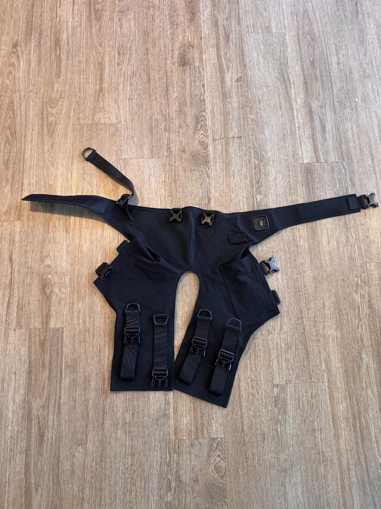 Katalyst EMS Home Training Workout Suit - Shorts Size Medium M