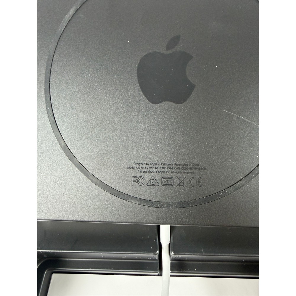 Apple USB SuperDrive A1379 External DVD CD Drive MD564LL/A w/ Box Tested