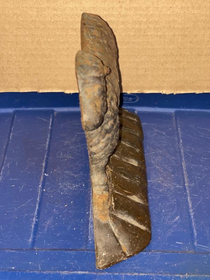 Cast Iron Left Facing Ram Doorstop