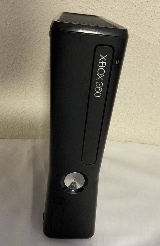 Microsoft XBOX 360 Console Controller NOT TESTED