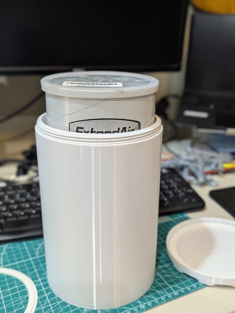 ExtendAir Co2 scrubber cartridge container