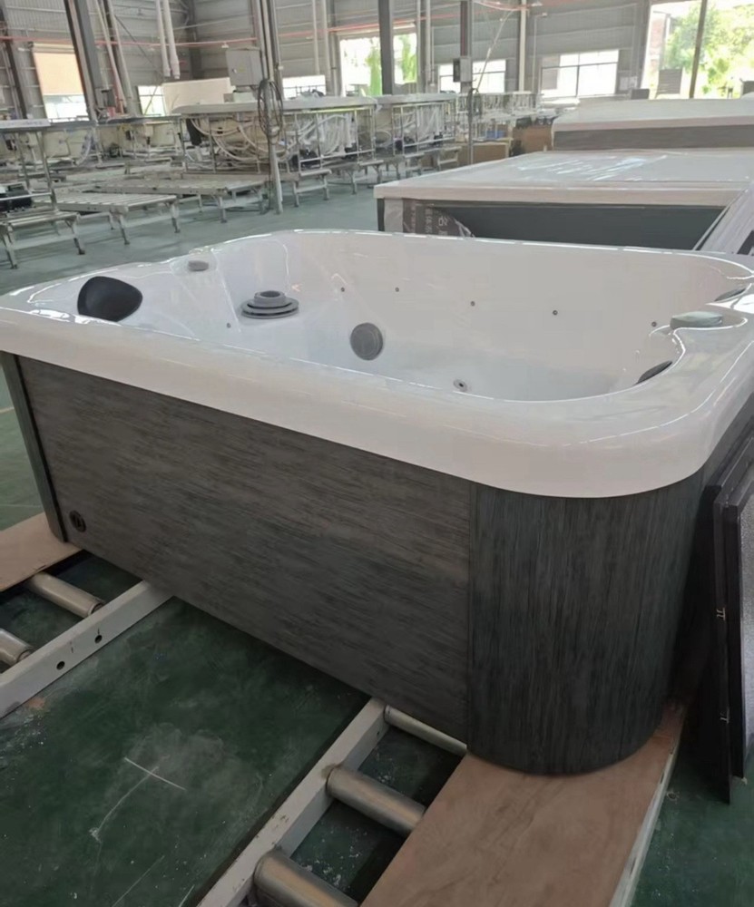 2-Person massage Hot Tub - Customized To Order