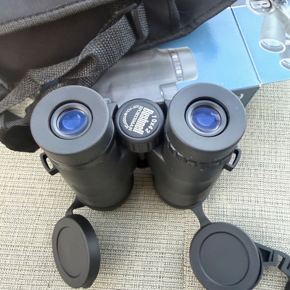 Bushnell Pacifica Guide 10x42mm Binocular