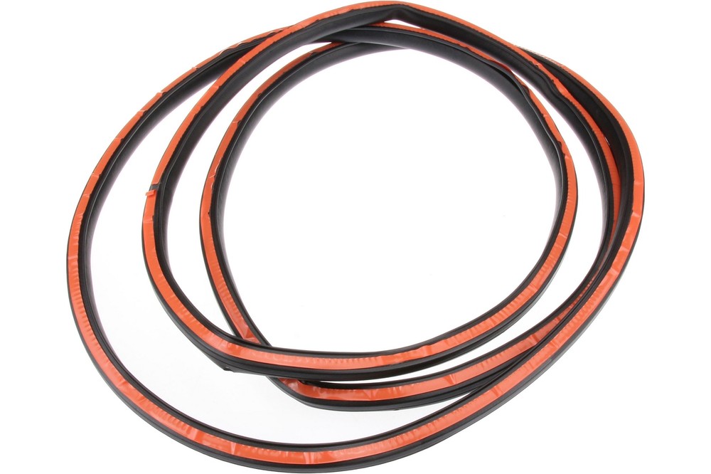 Door Seal Front URO For 2000-2003 BMW M5