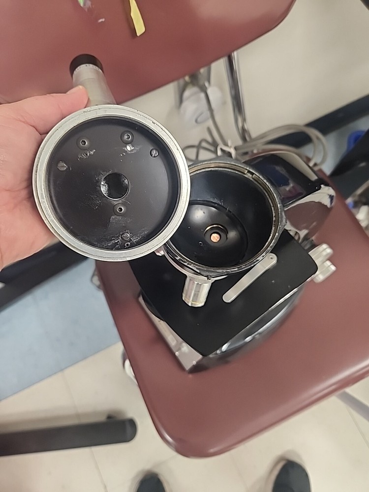 Vintage GRAF APSCO MICROSCOPE 900 Series Powers Up But Untested Beyond That