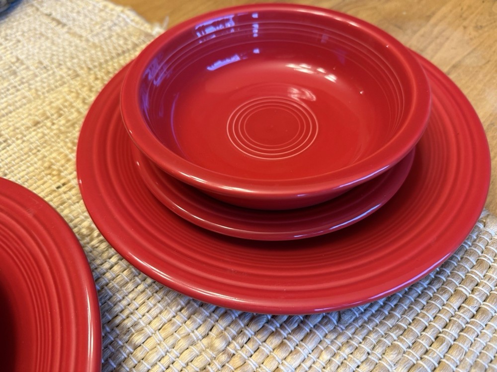 Fiestaware Scarlet Red dinner dinnerware set of 2