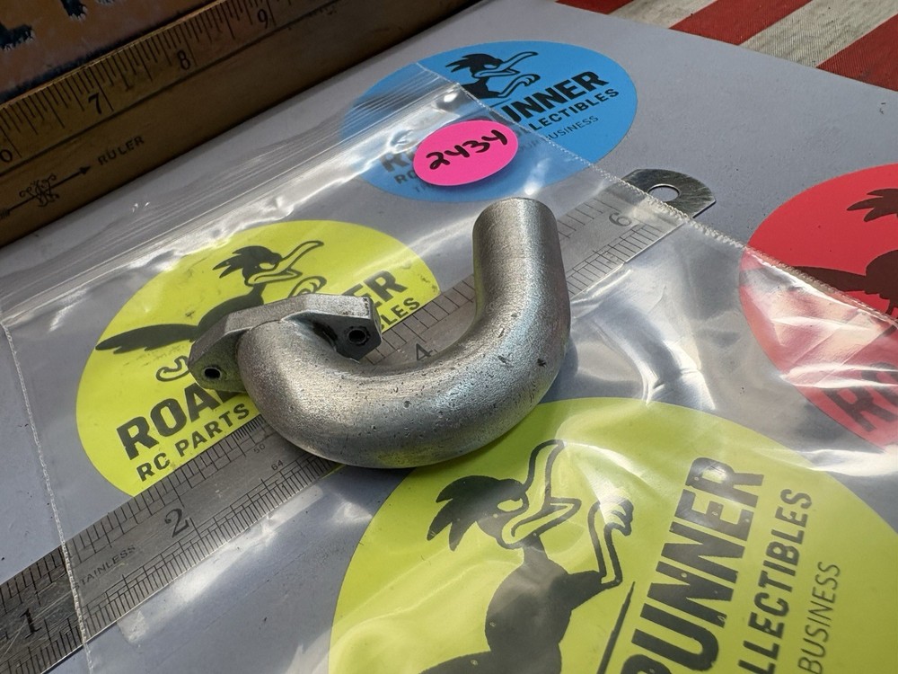 RC NITRO ENGINE EXHAUST MANIFOLD / USED