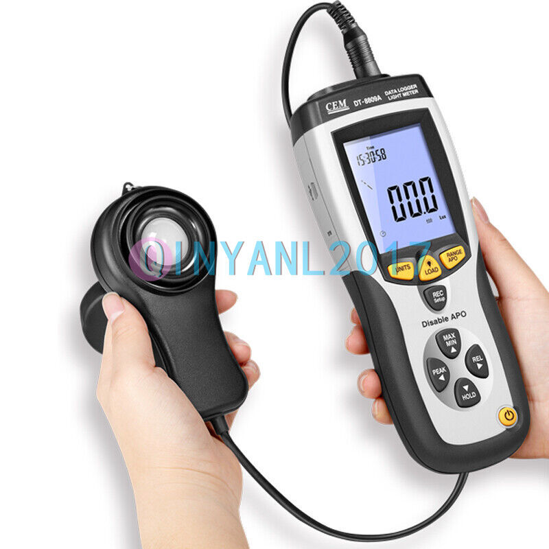 1PCS Handheld Light Meter Range 400,000Lux Data Log 99 USB DT-8809A