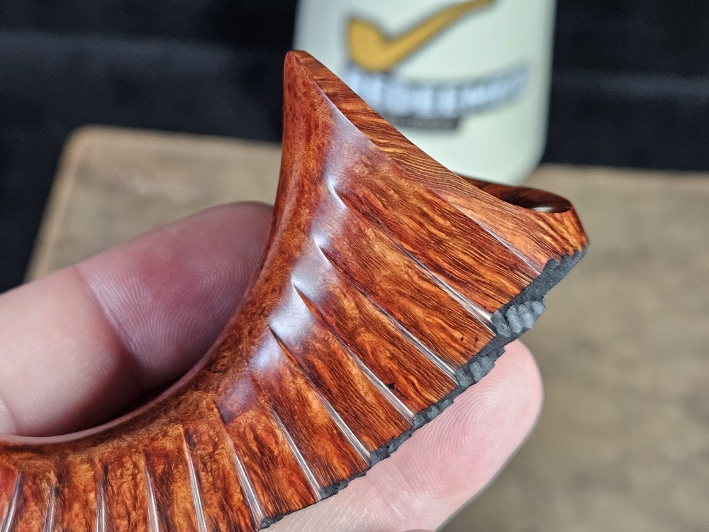 Crazy Cool! Sandi Yuda Smooth/Rustic Army-mount Horn Artisan Pipe