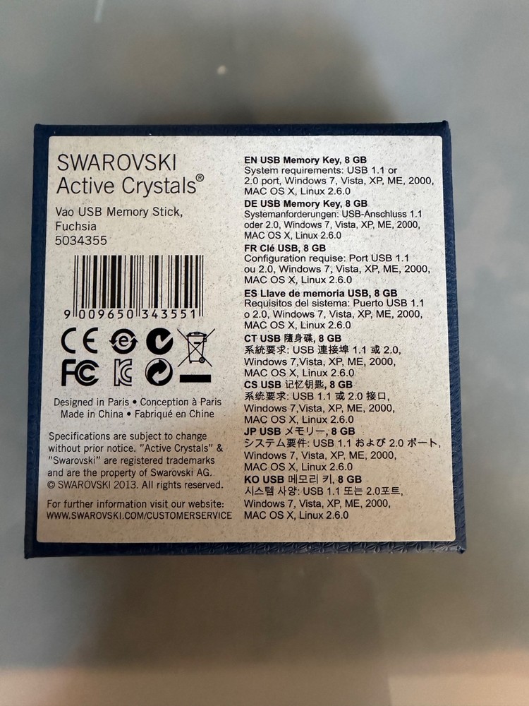 Swarovski Active Crystals USB flash drive (8GB capacity)