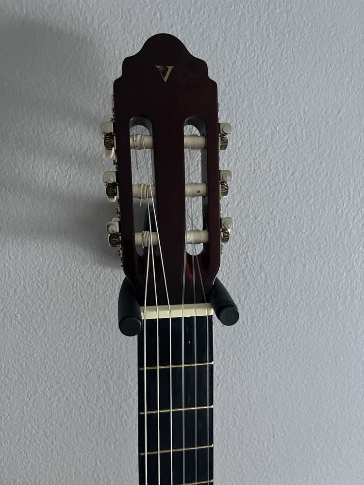 Valencia VG-160 Classical Guitar