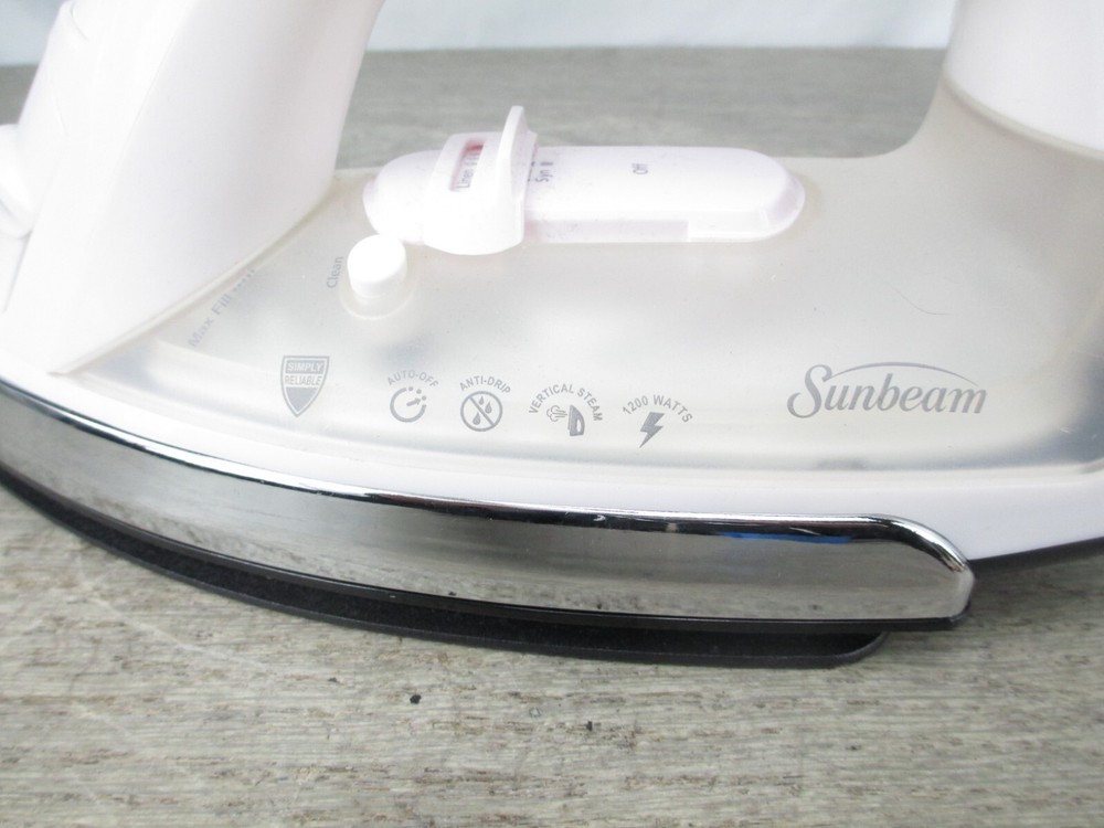 Sunbeam GCSBCL-317-000 Classic Iron Tested