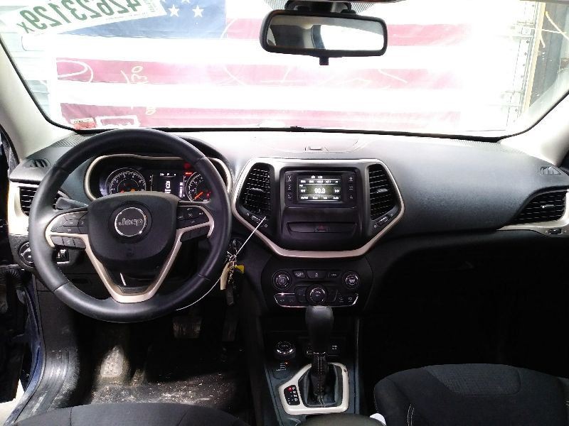 CHEROKEE 2015 Headrest 298501