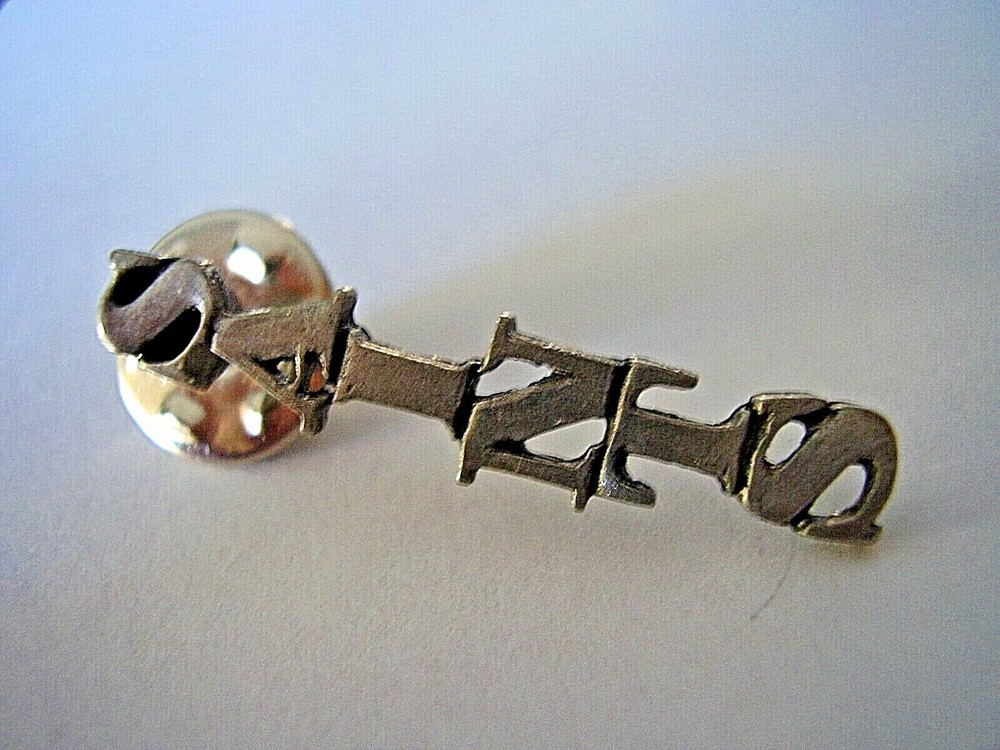 Collectible Pinback or Tie Pin SAINTS