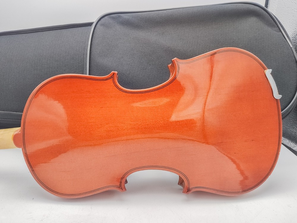 Unbranded 1/2 Size Violin w/ Case & Bow